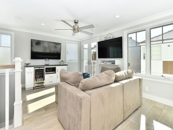 Newport Beach Home 991095