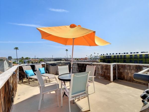 Newport Beach Home 991100