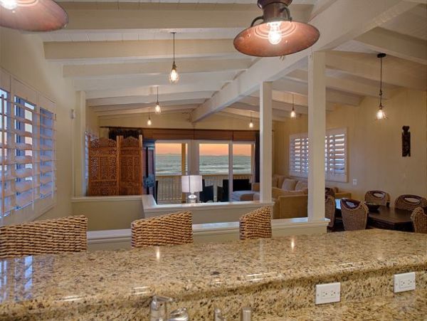 Newport Beach Home 991101