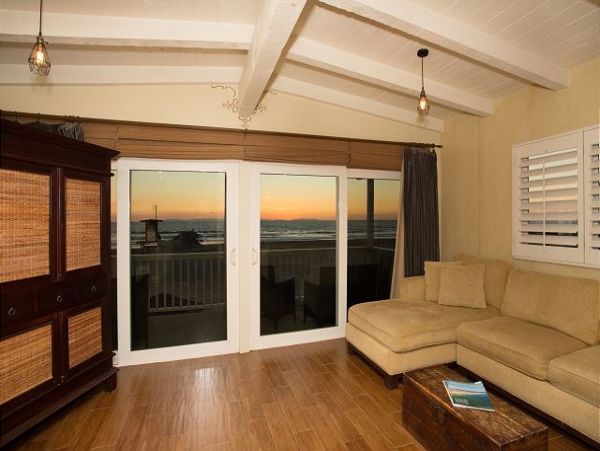 Newport Beach Home 991101