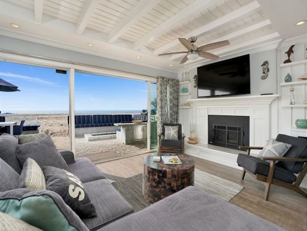 Newport Beach Home 991102