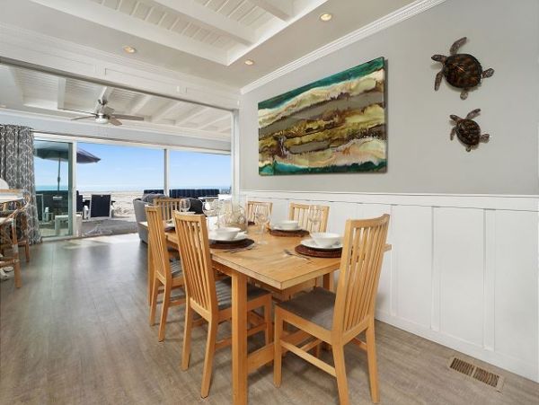 Newport Beach Home 991102