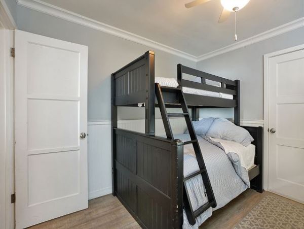 Newport Beach Home 991102