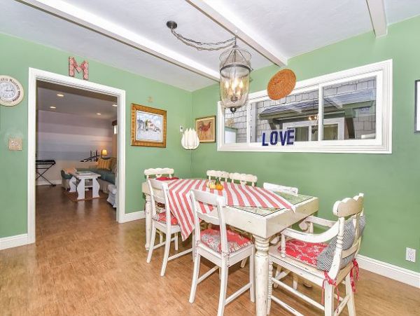 Newport Beach Home 991103