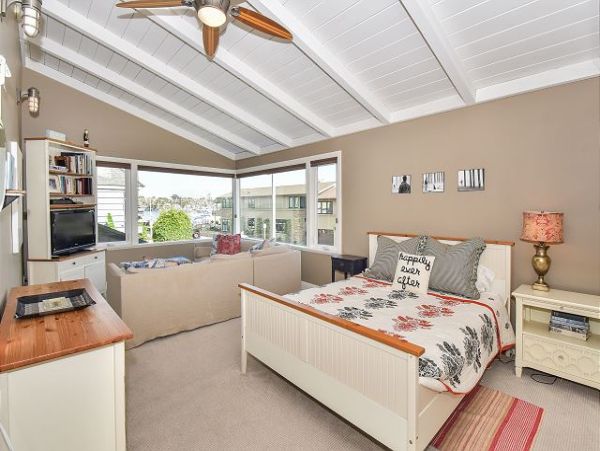 Newport Beach Home 991103