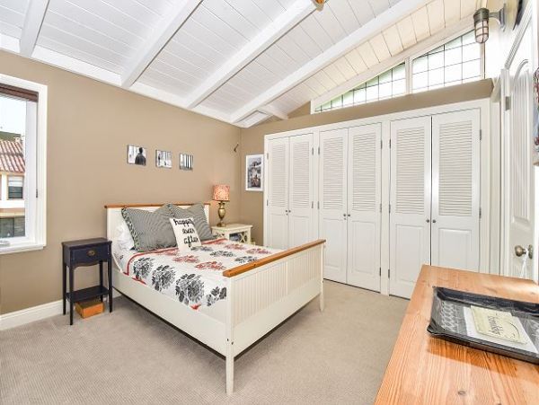 Newport Beach Home 991103
