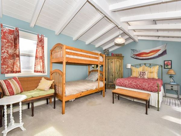 Newport Beach Home 991103
