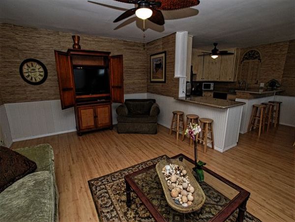 Newport Beach Home 991105