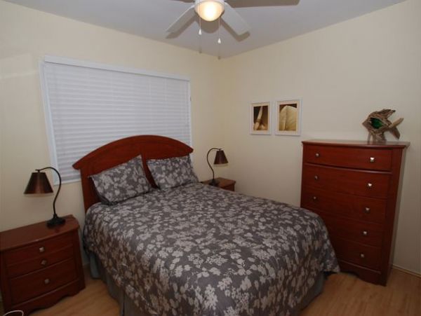 Newport Beach Home 991105