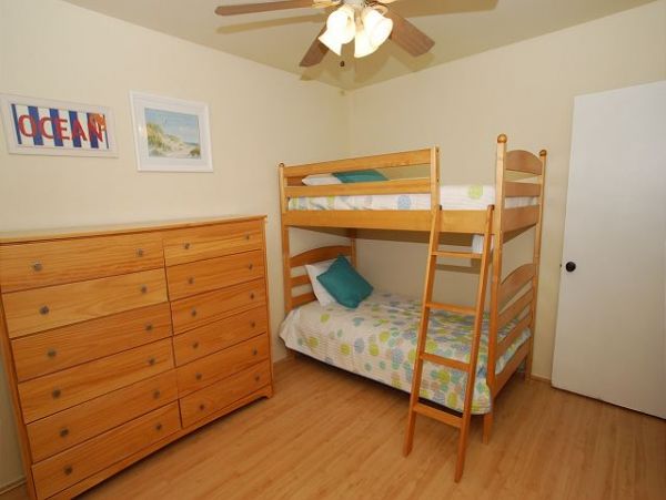 Newport Beach Home 991105