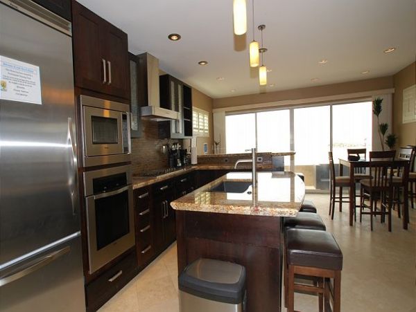 Newport Beach Home 991106