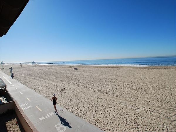 Newport Beach Home 991106