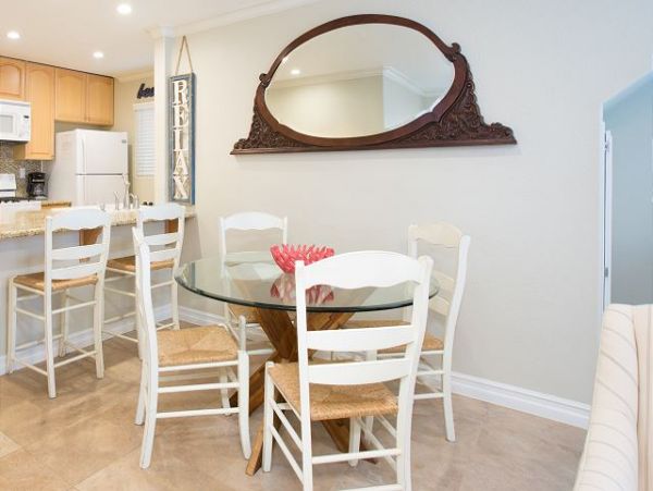 Newport Beach Home 991107
