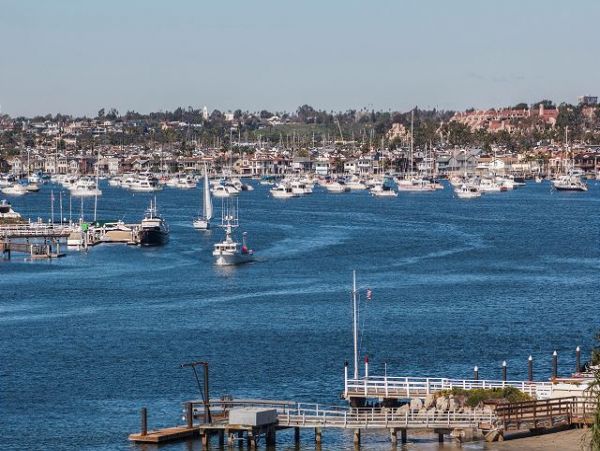 Newport Beach Home 991107