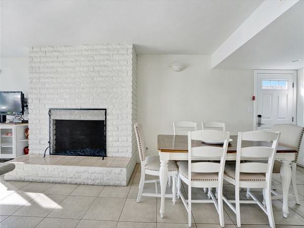 Newport Beach Home 991108
