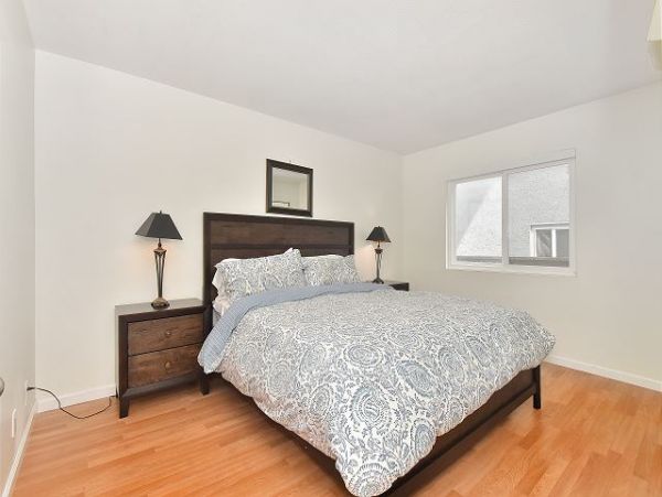 Newport Beach Home 991108