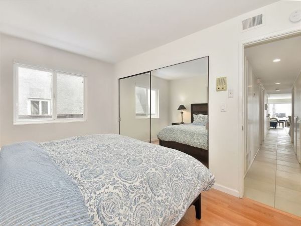 Newport Beach Home 991108