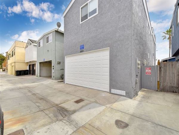 Newport Beach Home 991108