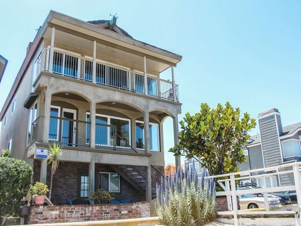Newport Beach Home 991111