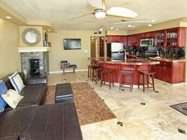 Newport Beach Home 991111