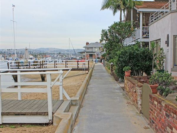 Newport Beach Home 991111