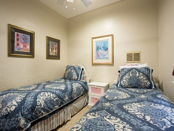 Newport Beach Home 991112