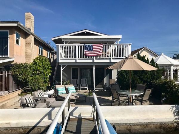 Newport Beach Home 991113