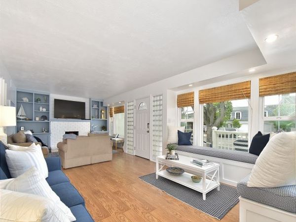 Newport Beach Home 991115
