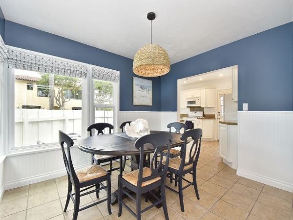 Newport Beach Home 991115