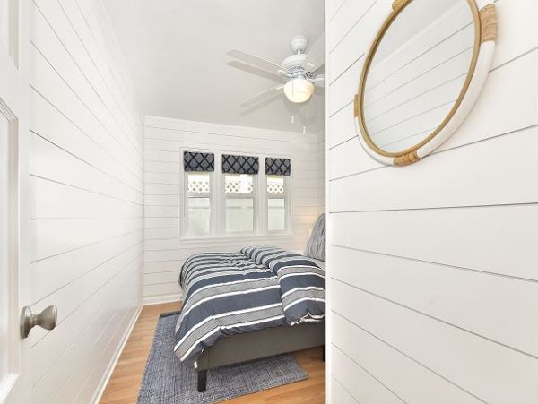 Newport Beach Home 991115