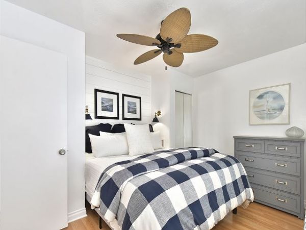 Newport Beach Home 991115
