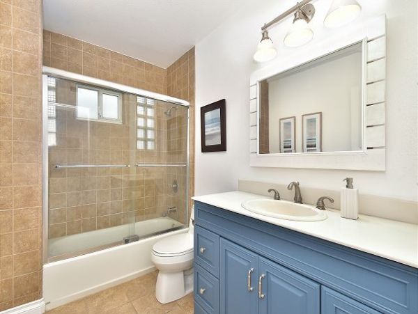 Newport Beach Home 991115