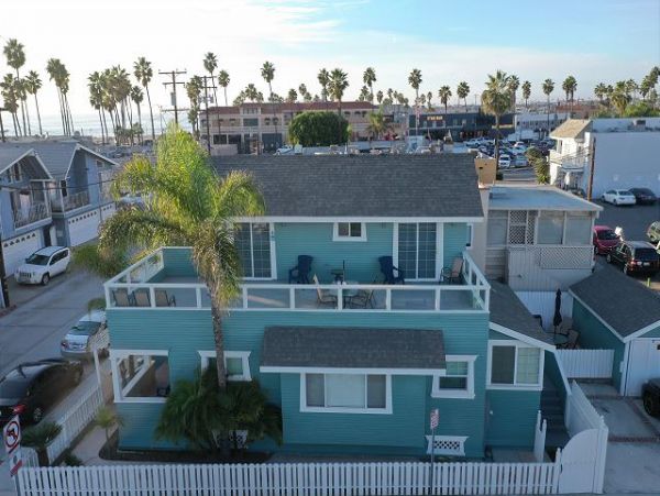 Newport Beach Home 991116