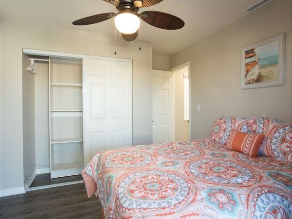 Newport Beach Home 991116
