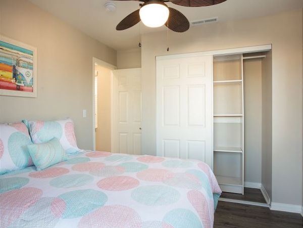 Newport Beach Home 991116