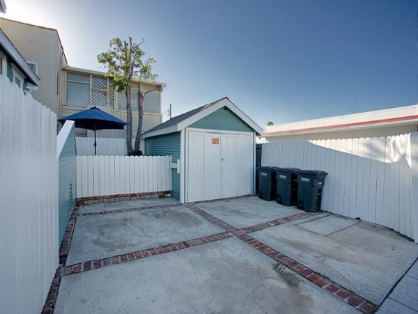 Newport Beach Home 991116