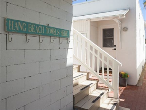 Newport Beach Home 991117
