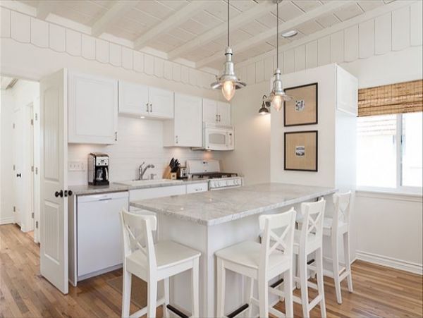Newport Beach Home 991117