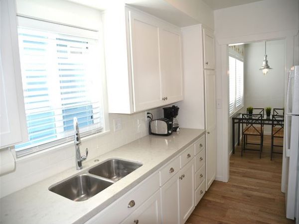 Newport Beach Home 991118