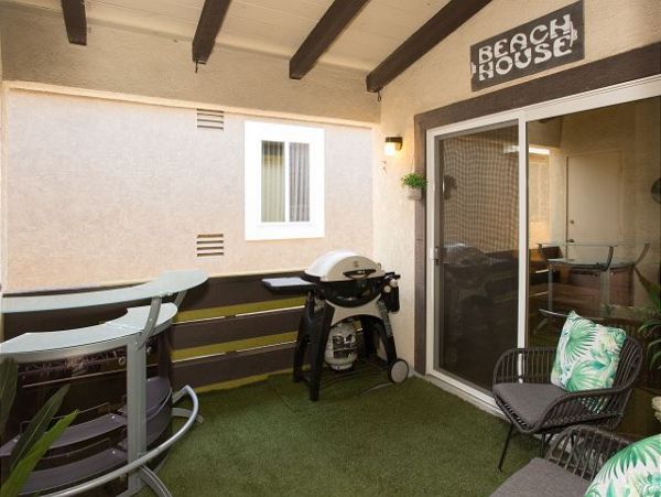 Newport Beach Home 991119