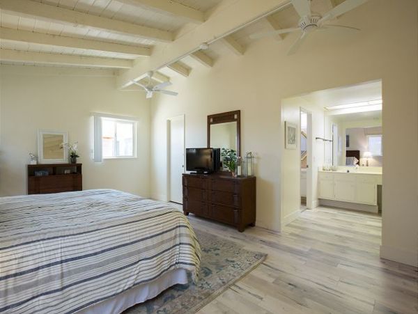Newport Beach Home 991119