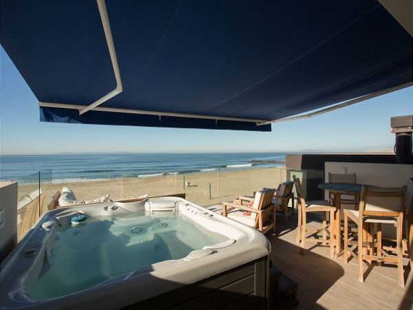Newport Beach Home 991120