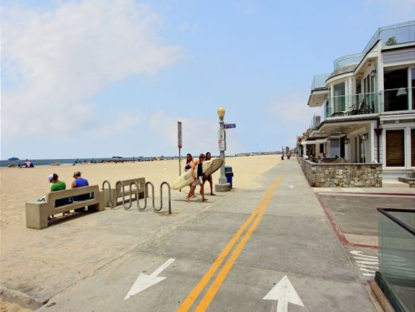 Newport Beach Home 991120