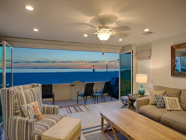 Newport Beach Home 991120