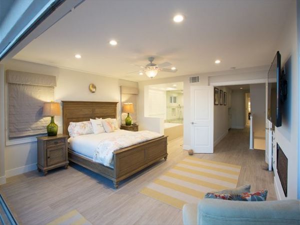 Newport Beach Home 991120