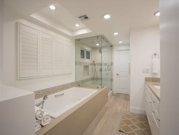 Newport Beach Home 991120