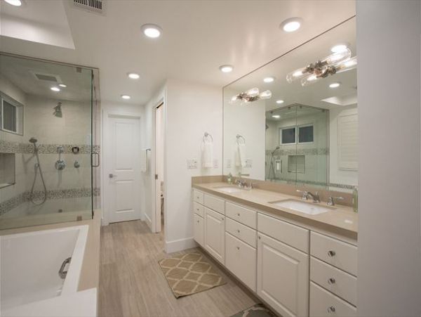 Newport Beach Home 991120