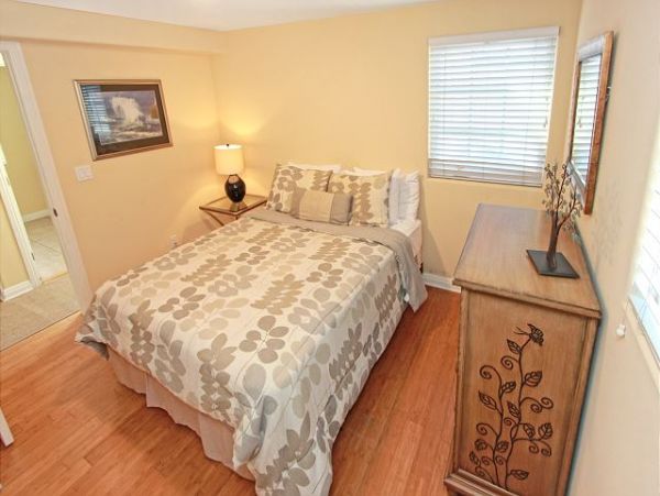 Newport Beach Home 991121