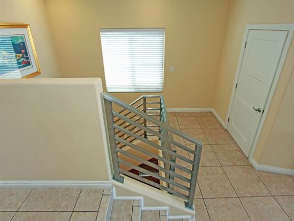 Newport Beach Home 991121