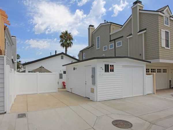 Newport Beach Home 991124